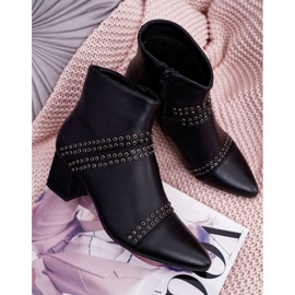 PS1 Damstövlar På Klack I Spitz Med Nitar Svart Primma 5