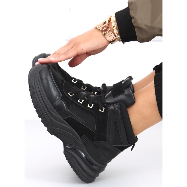 Diana Black high-top sneakers svart 1