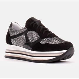 Marco Shoes Sneakers på en tjock sula av naturläder vit svart 1