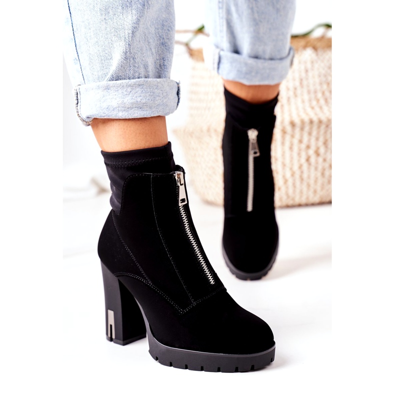 PS1 Svarta varma stövlar på en Heel Wonder Woman 2