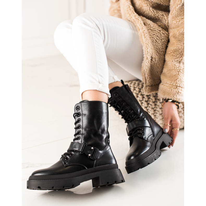 Seastar Svarta arbetare med ett spänne 1