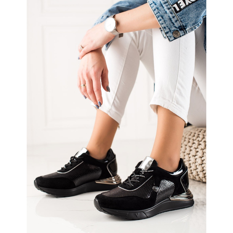 Skimrande VINCEZA Sneakers svart 1