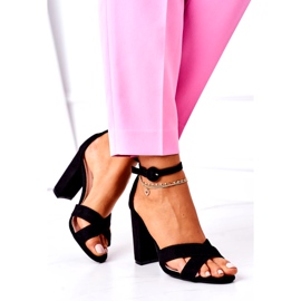 SEA Kvinnors sandaler på hälen mocka svart Telmen 3