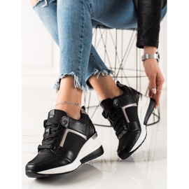TRENDI Snygga svarta sneakers 2