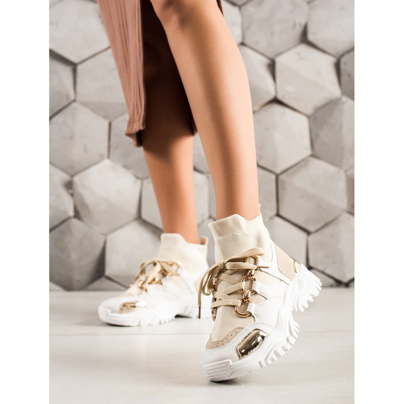 TRENDI Mode sneakers beige gyllene 1