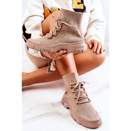 FM1 Beige Kimberly Sportsockor Skor 1