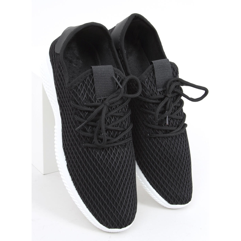 Utto Black strumpor sportskor svart 2