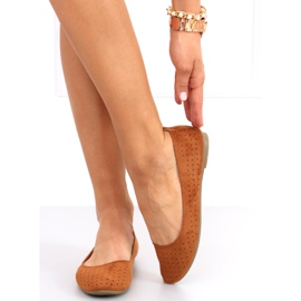 Amela Camel genombrutna ballerinor brun 1