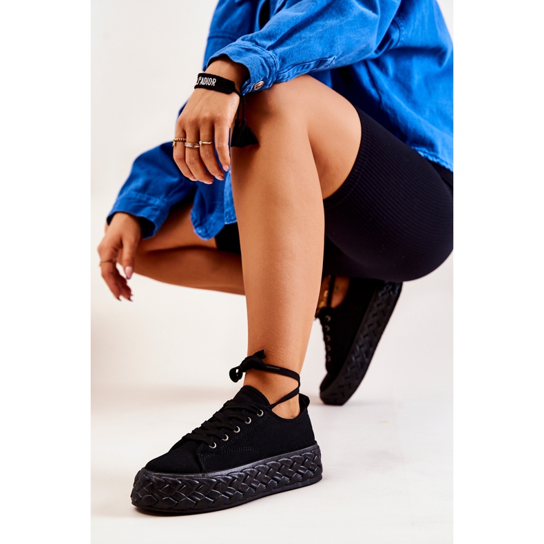 PS1 Sneakers På En Massiv Svart Suzane Plattform 2