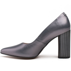 Marco Shoes Grå pumps med ribbad häl 2