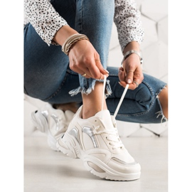 TRENDI Mode sneakers beige vit 1