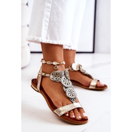 Lewski Shoes Genombrutna sandaler i läder Lewski 3049 Golden gyllene 2