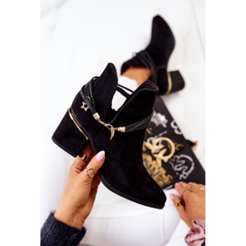 PS1 Inessa Cowboystövlar i svart mocka med ränder 1