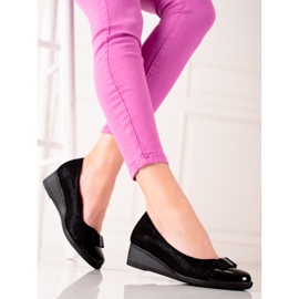 Pumpar med Vinceza brokad svart 1