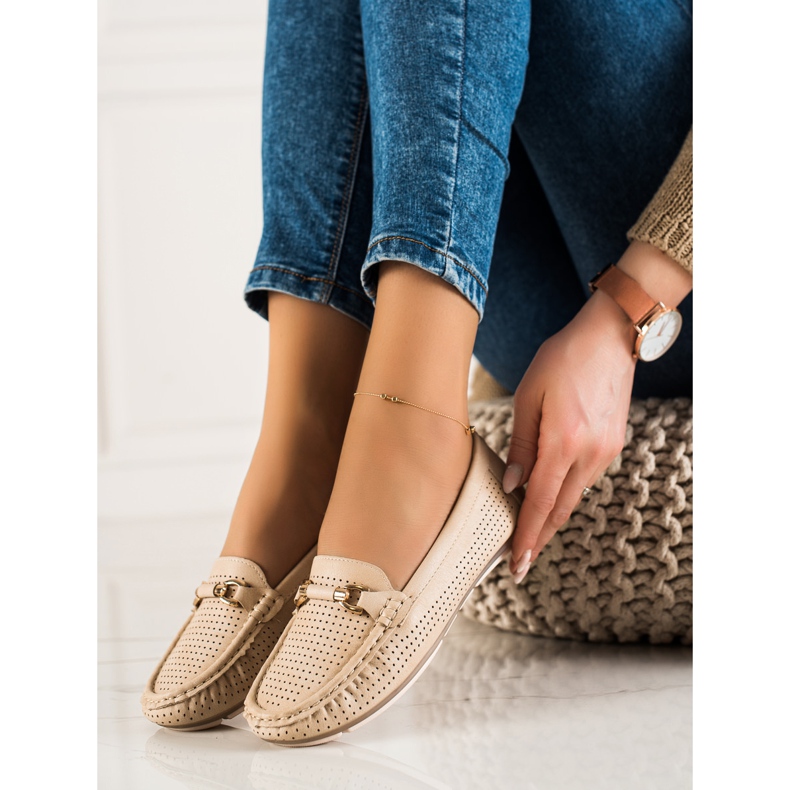 Primavera Genombrutna loafers med ornament beige 1