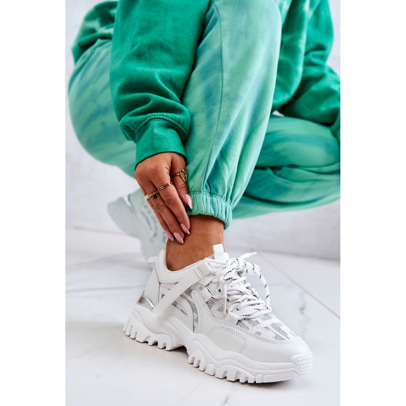 FB2 Sneakers På En Massiv Sula Vita Din Stil 1