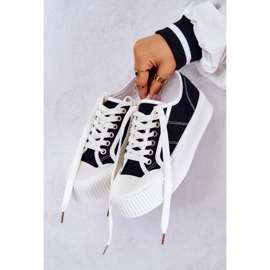 FB2 Låga sneakers på den svarta Mischa-plattformen 1