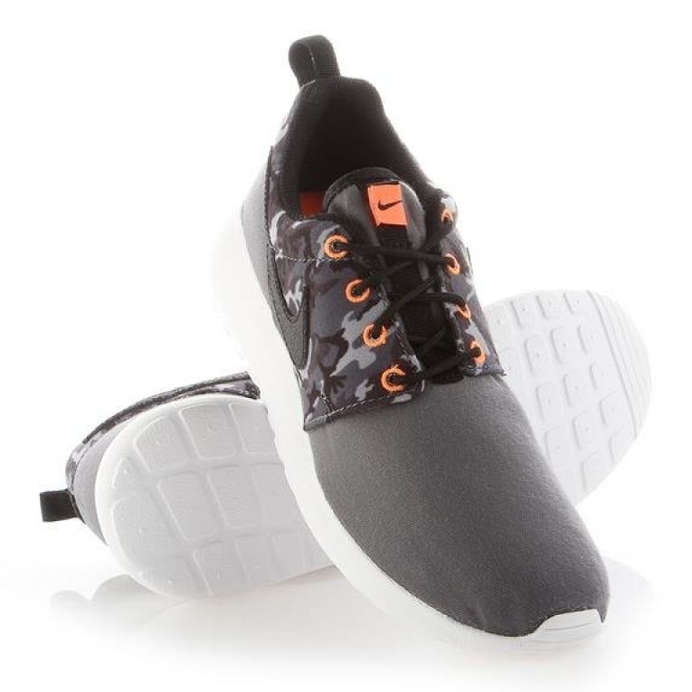 Nike Roshe One Print Jr 677782-004 sko vit 1