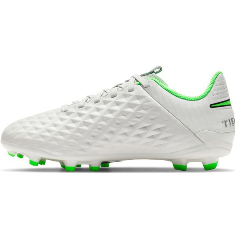 Nike Tiempo Legend 8 Academy Mg Jr AT5732 030 fotbollsskor elfenben vit 1