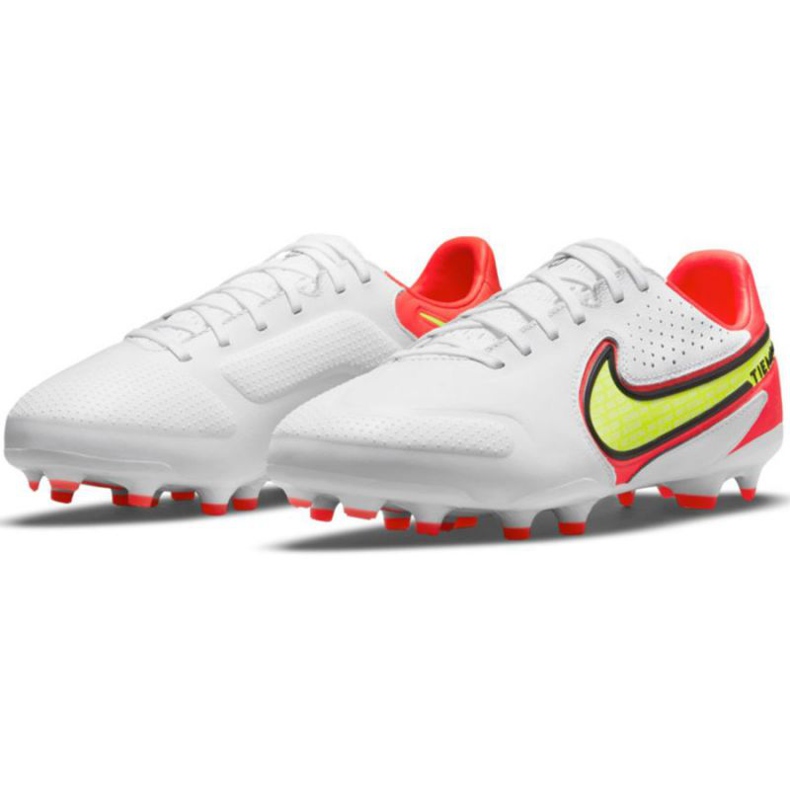 Nike Legend 9 Pro Fg Jr DA1335 176 fotbollsskor vit röd vit 1