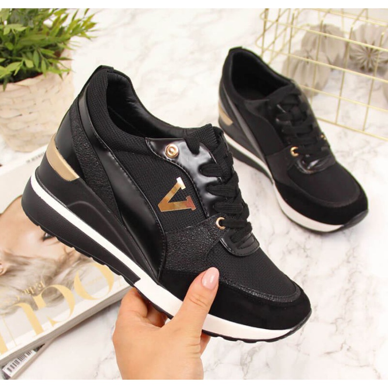 Wedge sneakers Potocki W WM747A svarta gyllene 1