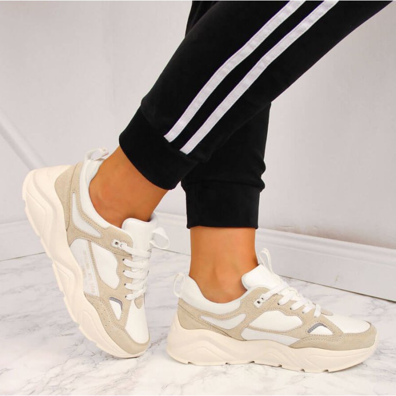 Sneakers på plattformen Big Star W GG274657 vit 2