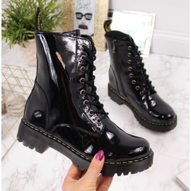 Svartlackerade läderstövlar Filippo W PAW80B 1