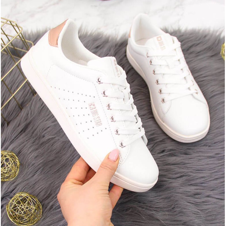 Lågt sneakers med ekoläder Big Star W DD274583 vit 1