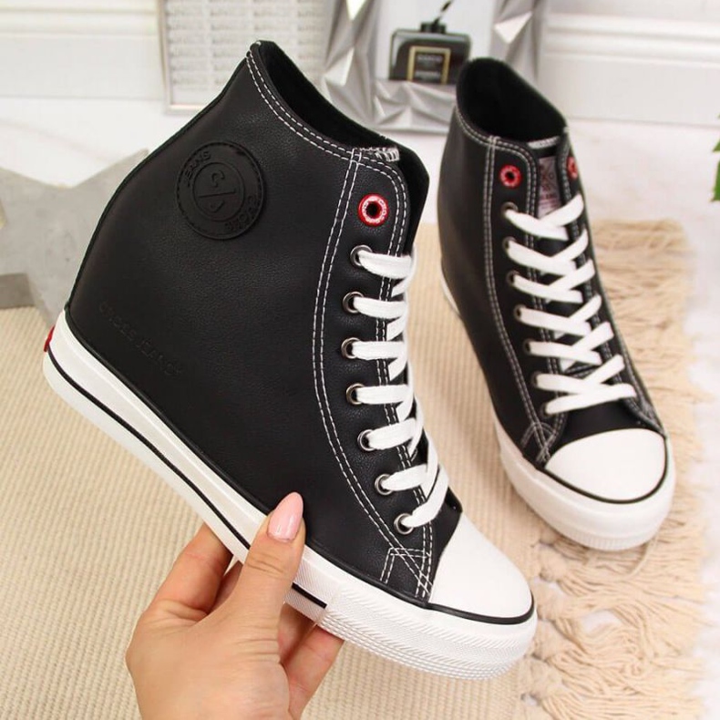 Sneakers på kilen Cross Jeans W II2R4025C svart vit 1