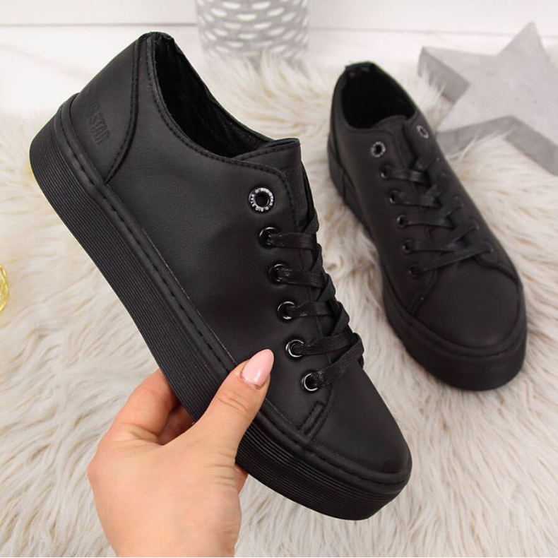 Svarta låga sneakers på Big Star W II274098-plattformen 1