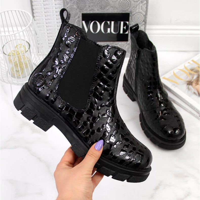 Läderisolerade stövlar Rieker W Z9152-00 svart vit 1