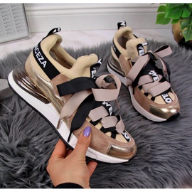 Sneakers med inskriptioner Vinceza W JAN49A beige 1