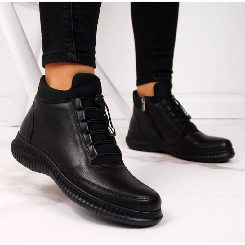 Svarta isolerade stövlar T.Sokolski W SCA129A 2