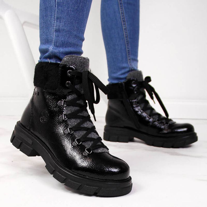 Svartisolerade lackerade stövlar W Rieker Z9132 blå 2