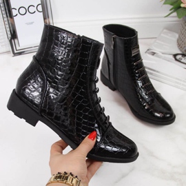 Stövlar med ormskinnsdekoration Filippo W PAW288A svart vit 1