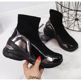 Svarta kilskor från T.Sokolski W SCA140 1