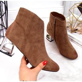 Stövlar med dekorativ häl T.Sokolski W SCA144B brun 1