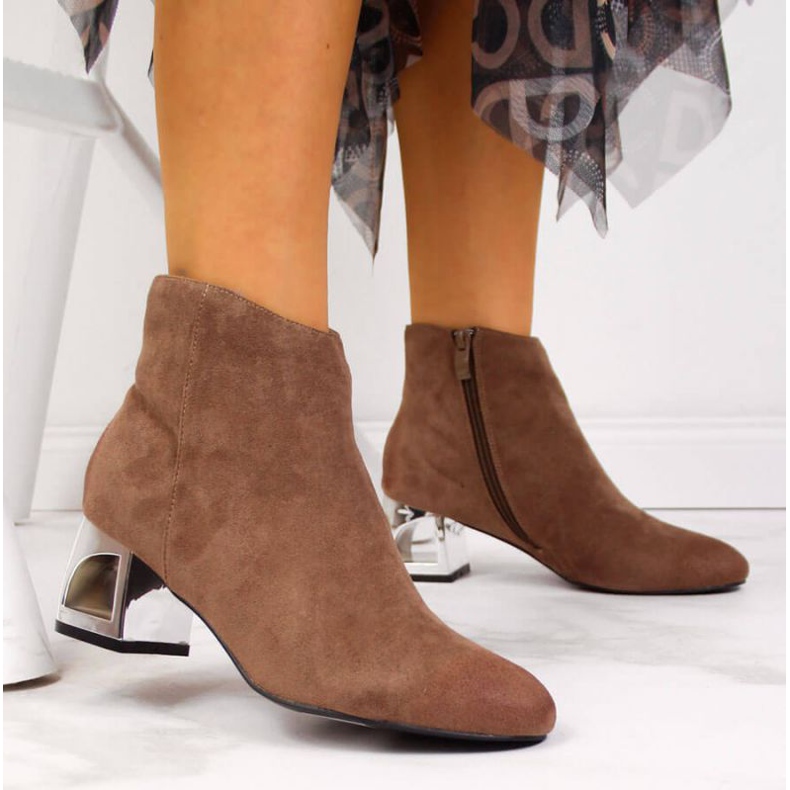 Stövlar med dekorativ häl T.Sokolski W SCA144B brun 2