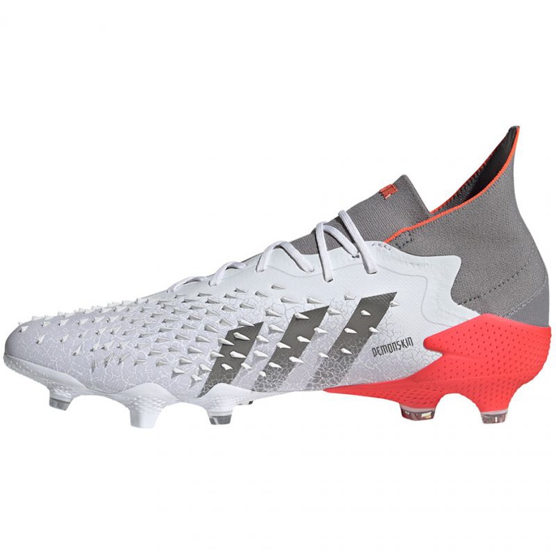 Adidas Predator Freak.1 Fg M FY6255 fotbollsskor vit, vit, grå / silver vit 1
