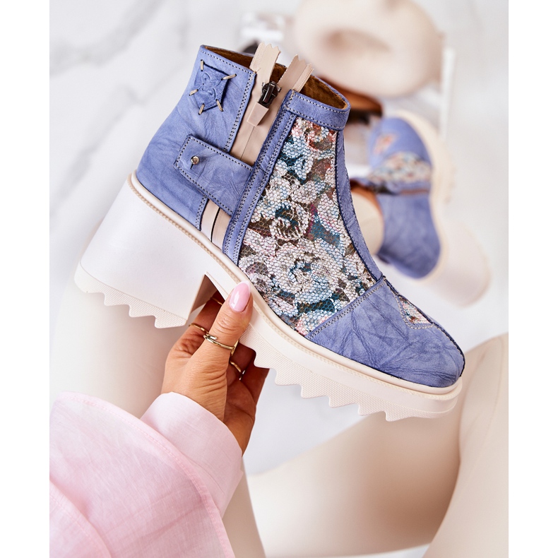 Läderstövlar på en massiv stolpe Maciejka Blue 05325-06 blå 2