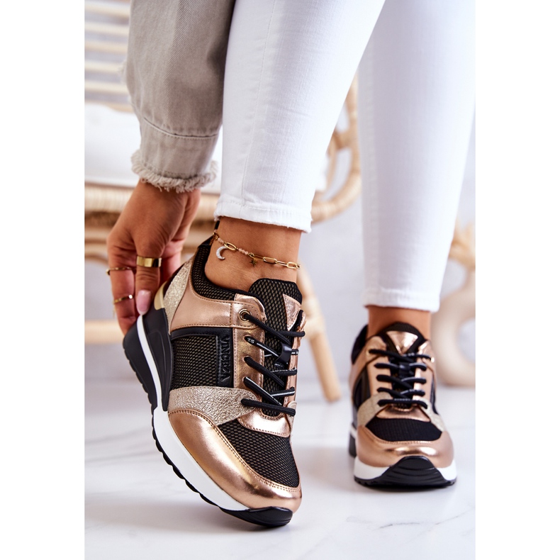 Vinceza Sportskor Sneakers svart och guld Sharon gyllene 2