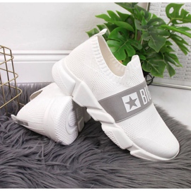Slip on sportskor Big Star W JJ274297 vit 2