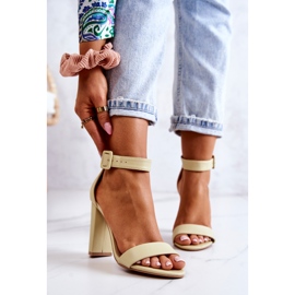 Pastellgröna Georgina-hälsandaler 1