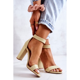 Pastellgröna Georgina-hälsandaler 2