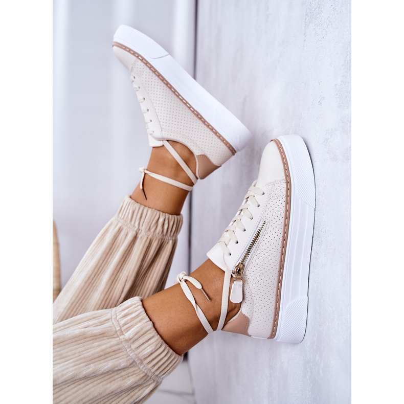 FB2 Sportskor på den beige plattformen Louis 1