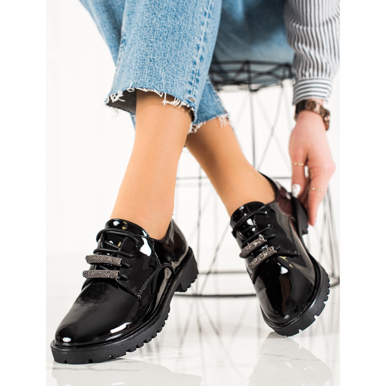 Goodin Lackerade brogues svart 1