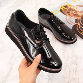 Läderlackade skor Filippo W PAW174 svarta 1