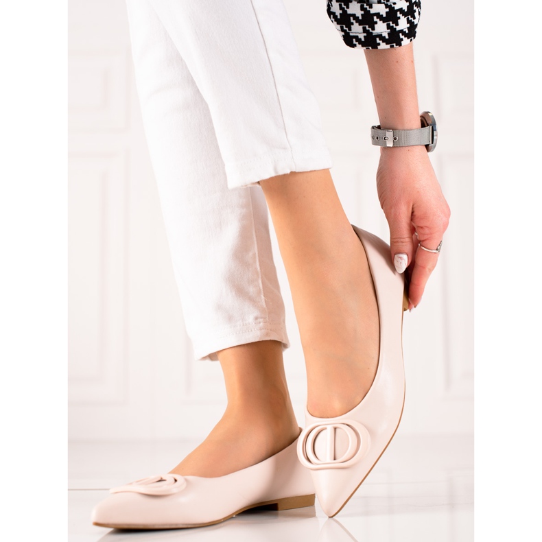 Seastar Beige ballerinor med en prydnad 1