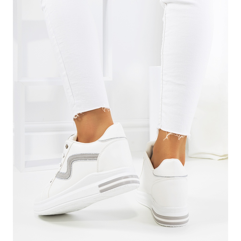 Vita sneakers på Piazza wedge 1