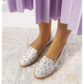 Amandas grå genombrutna ballerinor silver- 1